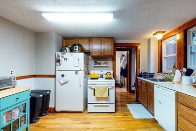 72 - 74 Bay State Rd, Quincy, MA 02171 - photo 4