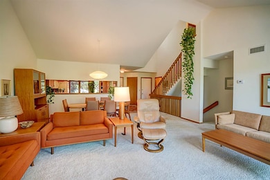 3328 Valley Creek Cir, Middleton, WI 53562 - photo 6