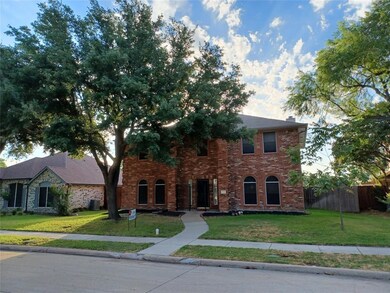 112 S Carriage House Way, Wylie, TX 75098 - photo 2