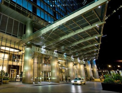 Trump International Hotel & Tower - Chicago unit 85B, Chicago, IL 60611 - photo 3
