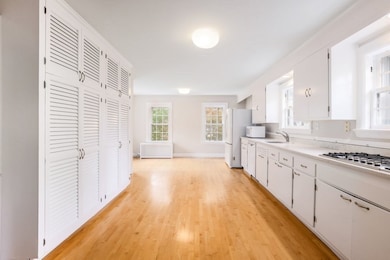 4 Wheeler Ave, Worcester, MA 01609 - photo 7