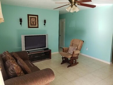 1444 Cochran Living