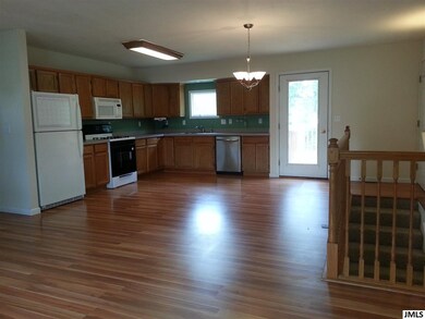Photo 4