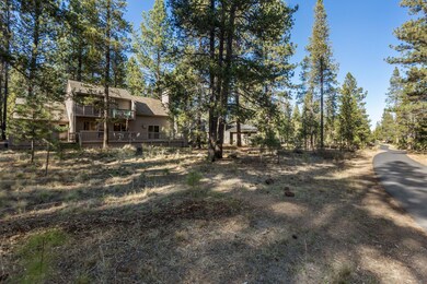 18027 Sandhill Ln, Sunriver, OR 97707 - photo 3
