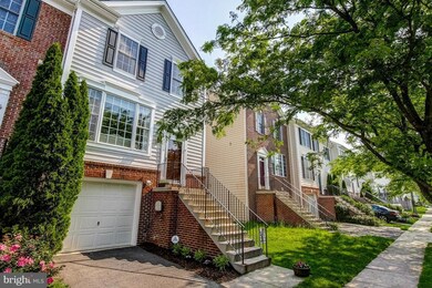 43450 Jubilee St, Chantilly, VA 20152 - photo 2