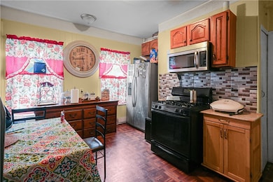 12 Humes St, Providence, RI 02907 - photo 6