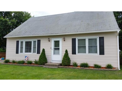 20 Russell St, Nashua, NH 03060 - photo 2