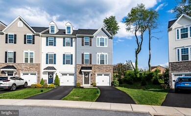 124 Mulberry Dr, Malvern, PA 19355 - photo 2