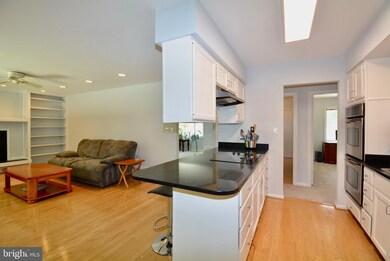 9001 Igoe St, Lorton, VA 22079 - photo 6