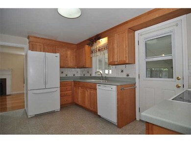 14 Valley View Dr, Greenville, RI 02828 - photo 5