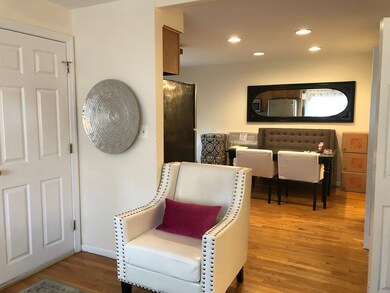 43 Merrymount Rd unit 2, Quincy, MA 02169 - photo 4