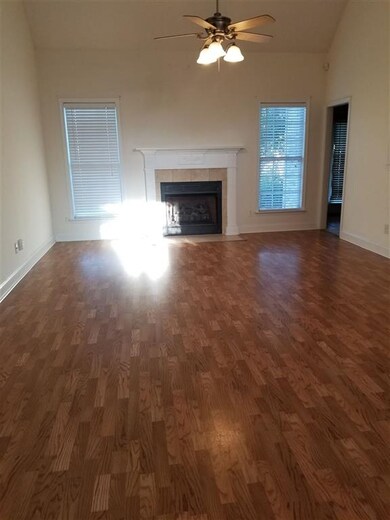 130 Manchester Ln, Byron, GA 31008 - photo 3