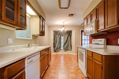 2501 Monroe Ave, Rosenberg, TX 77471 - photo 6