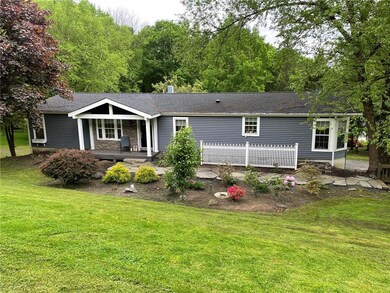 949 Englesville Hill Rd, Boyertown, PA 19512 - photo 4