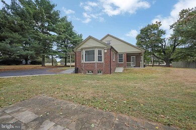 320 E Academy St, Clayton, NJ 08312 - photo 5