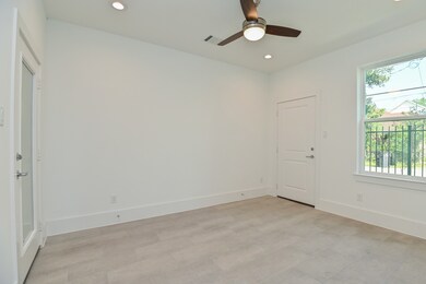 4317 Koehler St unit C, Houston, TX 77007 - photo 6
