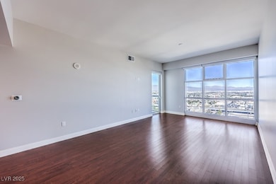 The Ogden unit 2203, Las Vegas, NV 89101 - photo 5