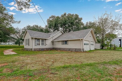 8111 Main St, Needville, TX 77461 - photo 5
