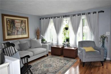 11 Birchview Dr, Cranston, RI 02920 - photo 4