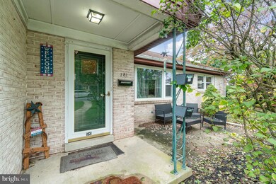 781 S Harrison St, Palmyra, PA 17078 - photo 4