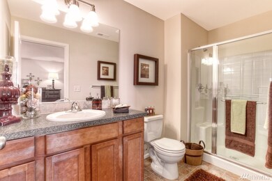 18416 Alpine Way E unit 402, Puyallup, WA 98374 - photo 7