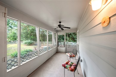 4949 Pleasure Lake Ln, Willis, TX 77318 - photo 4