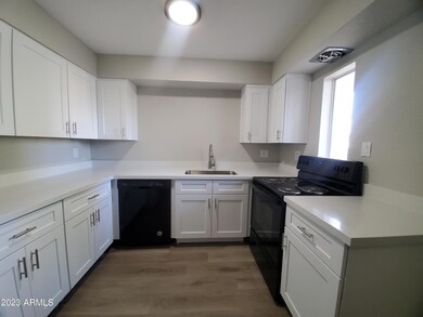 407 N Williams unit 3, Mesa, AZ 85203 - photo 4