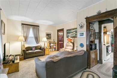 2150 W Pleasant St, Davenport, IA 52804 - photo 3