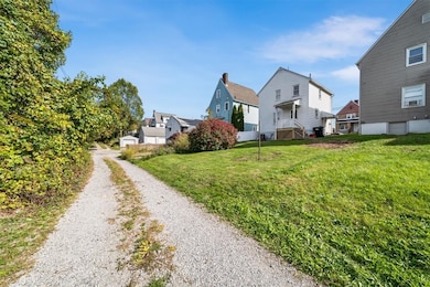 1804 Davidson St, Aliquippa, PA 15001 - photo 6