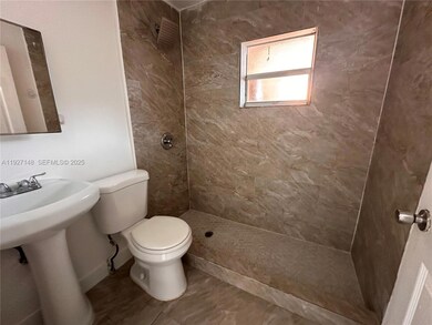 1429 SW 3rd St unit 5, Miami, FL 33135 - photo 4