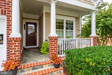 8419 Stargazer Lily Ct, Lorton, VA 22079 - photo 3