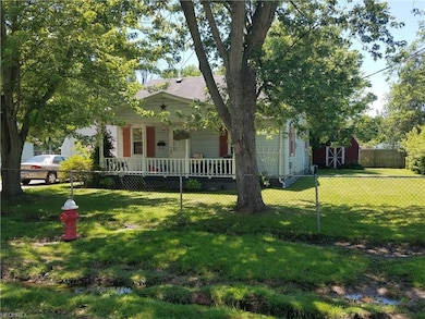 4362 Laurel Rd, Lorain, OH 44055 - photo 2