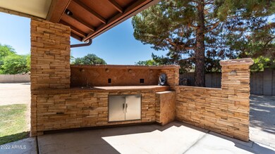 OutdoorKitchen