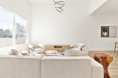 8133 Cabot St unit A/B, Houston, TX 77078 - photo 7