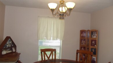2008 Franklin Cir, Rosenberg, TX 77471 - photo 7