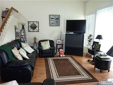 Light & bright Living Rm with high ceilings!