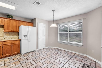 15090SagewoodSt-16