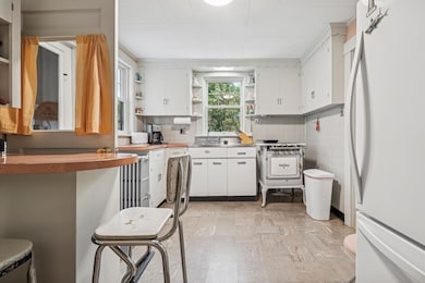 8 Prospect St, Newport, NH 03773 - photo 7