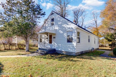 2450 3rd st-12