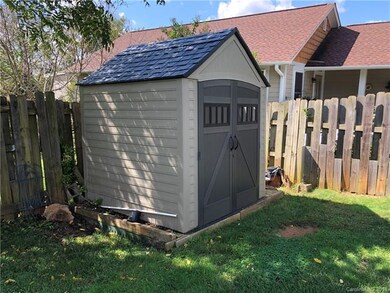 13 Shannon Dr unit 10, Asheville, NC 28803 - photo 6