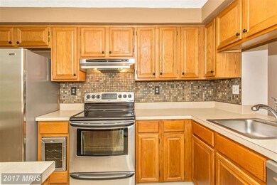 12514 Laurel Grove Place, Germantown, MD 20874 - photo 5