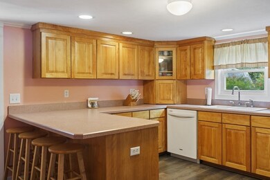 9 Pine St, Hudson, MA 01749 - photo 7