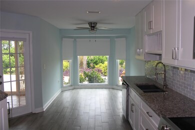 Kitchen/ eat in breakfast area
