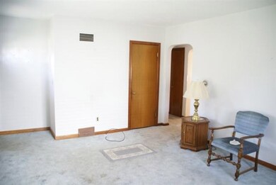 1728 N Pine St, Davenport, IA 52804 - photo 3