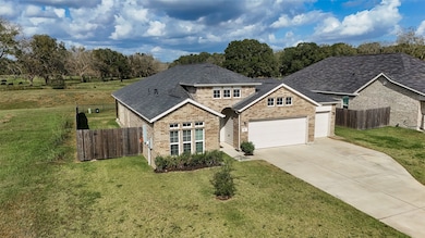 422 Wellshire Dr, West Columbia, TX 77486 - photo 2