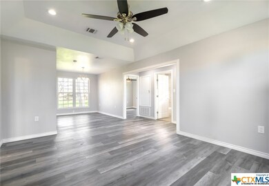 728 Bismark St, Seguin, TX 78155 - photo 3