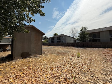 2076 Roberts Rd, Medford, OR 97504 - photo 7