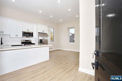 385 Passaic Ave unit 4, Lodi, NJ 07644 - photo 3