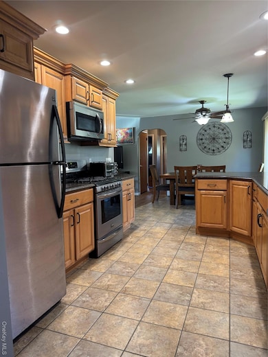 1 Glades Way, Halesite, NY 11743 - photo 5