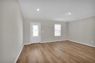 27 Prince Kaarel Ln, Palm Coast, FL 32164 - photo 2